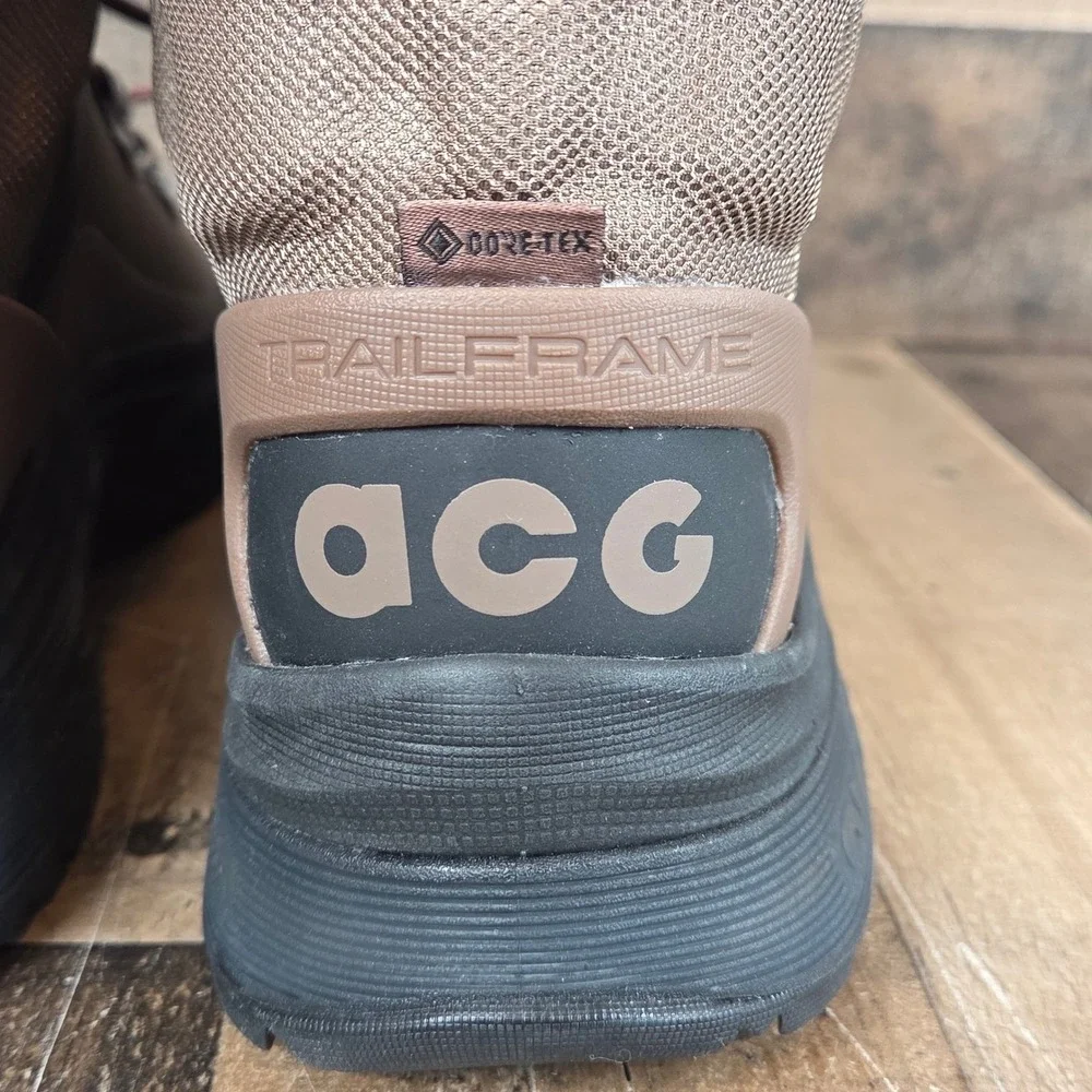 Nike ACG new tags